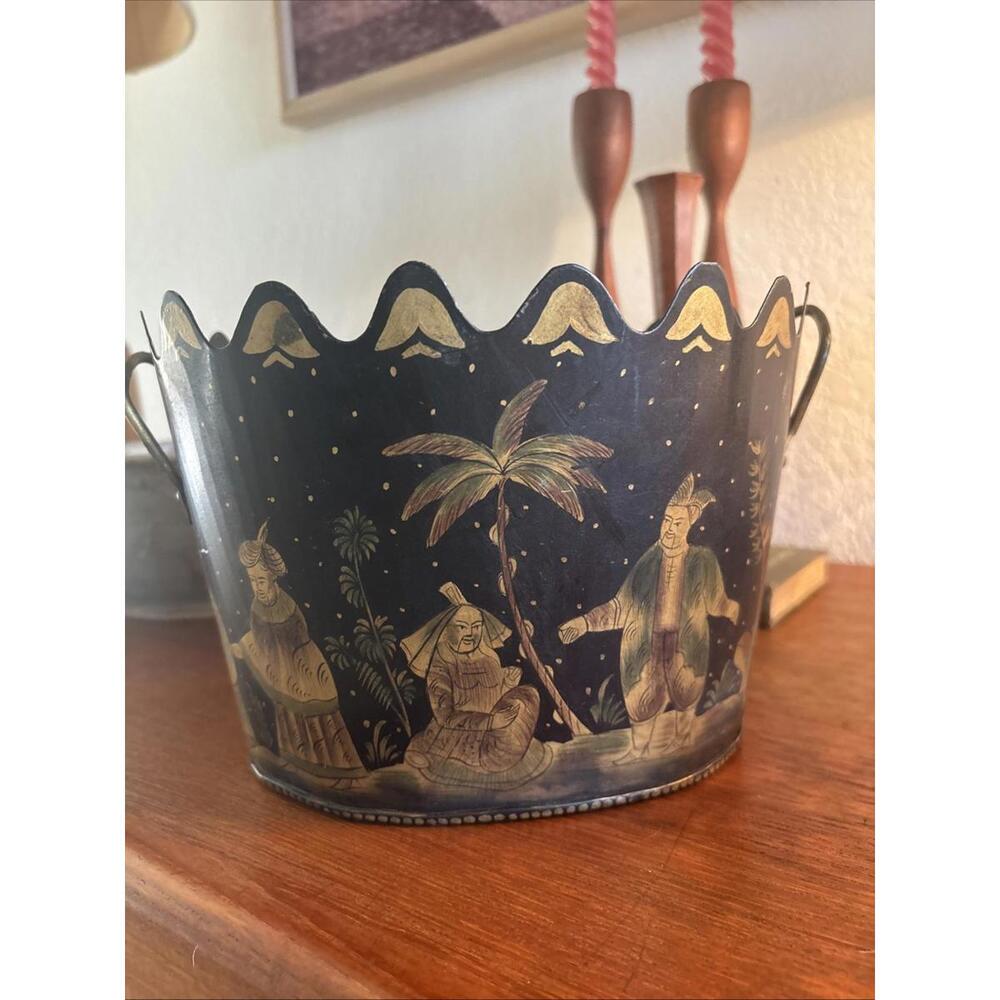 CHINOISERIE TOLE HAND-PAINTED METAL JARDINIERE PLANTER Black